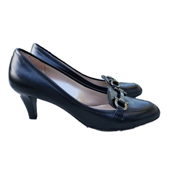 Salvatore Ferragamo Double Gancio Buckle Leather Pumps 8 - Picture 2 of 11